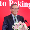 Nobel Laureate Prof. Steven Chu visits Peking University