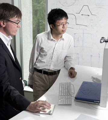 Alumnus Yingjie Liu wins the Outstanding Scholar Award from Duke University